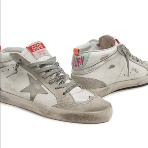 Never been worn! Golden Goose Mid Star Sneaker!